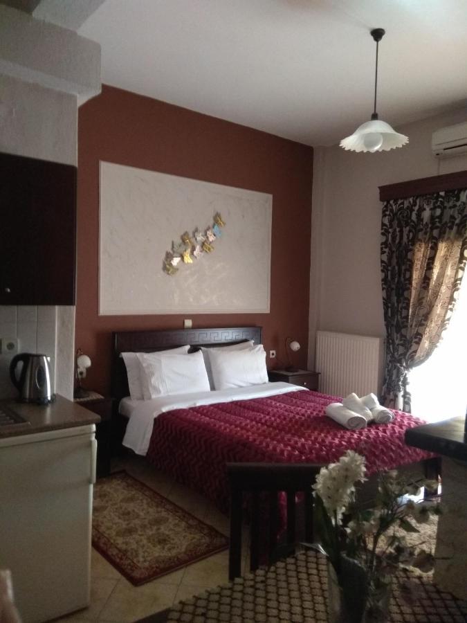 Ferienwohnung Xenonas Arxontiko Káto Loutrákion Exterior foto
