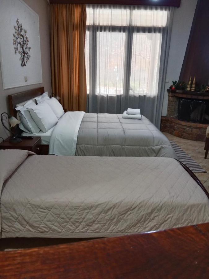 Ferienwohnung Xenonas Arxontiko Káto Loutrákion Exterior foto